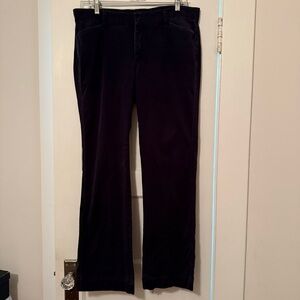 WOMEN’S CLASSIC JEAN